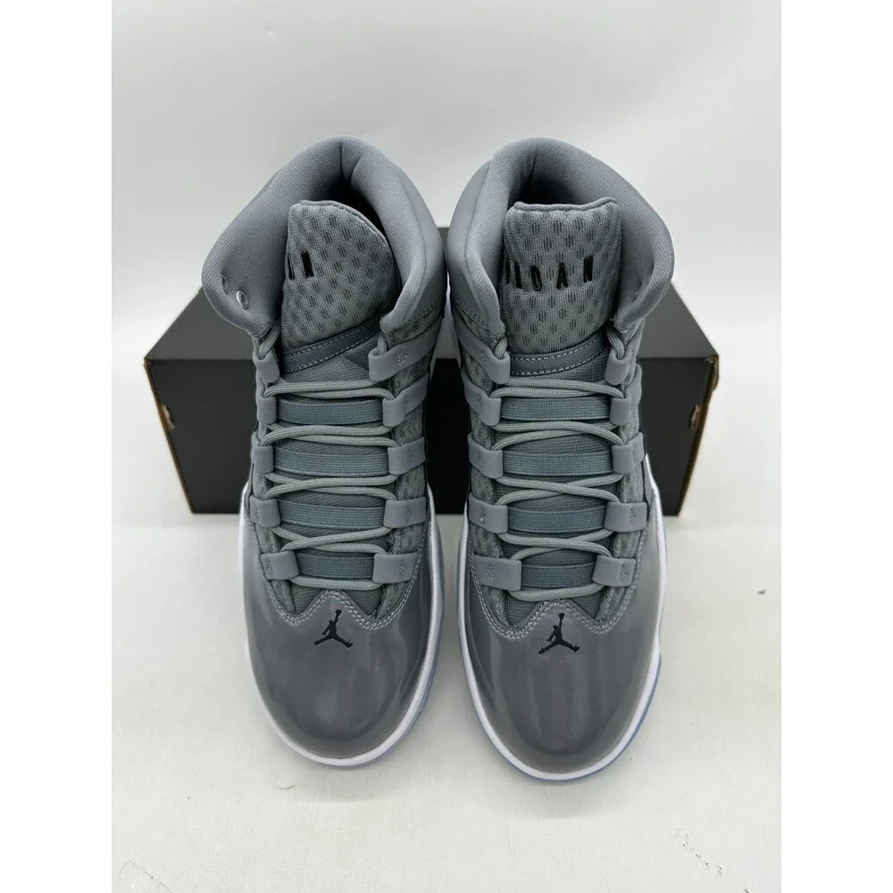 Jordan Max Aura Men's Size 10 Grey White Basktball Athletic Shoes AQ9084 010
